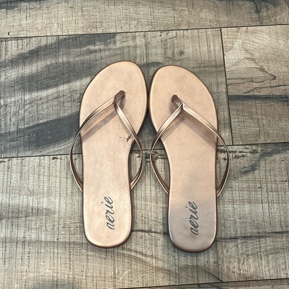 Women's Tan Flip Flop Sandals
